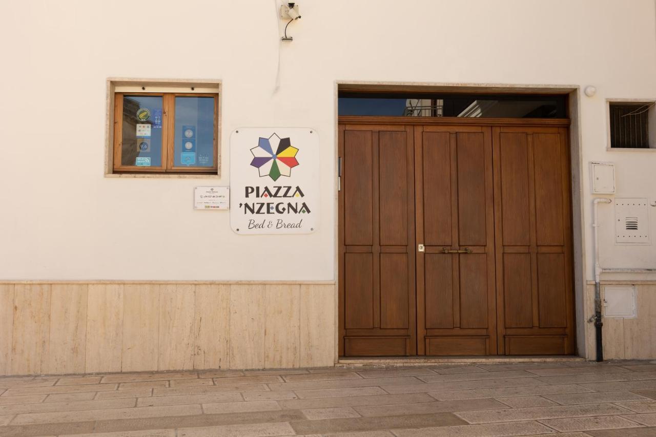 Bed&Bread Piazza 'Nzegna Panzió Carovigno Kültér fotó